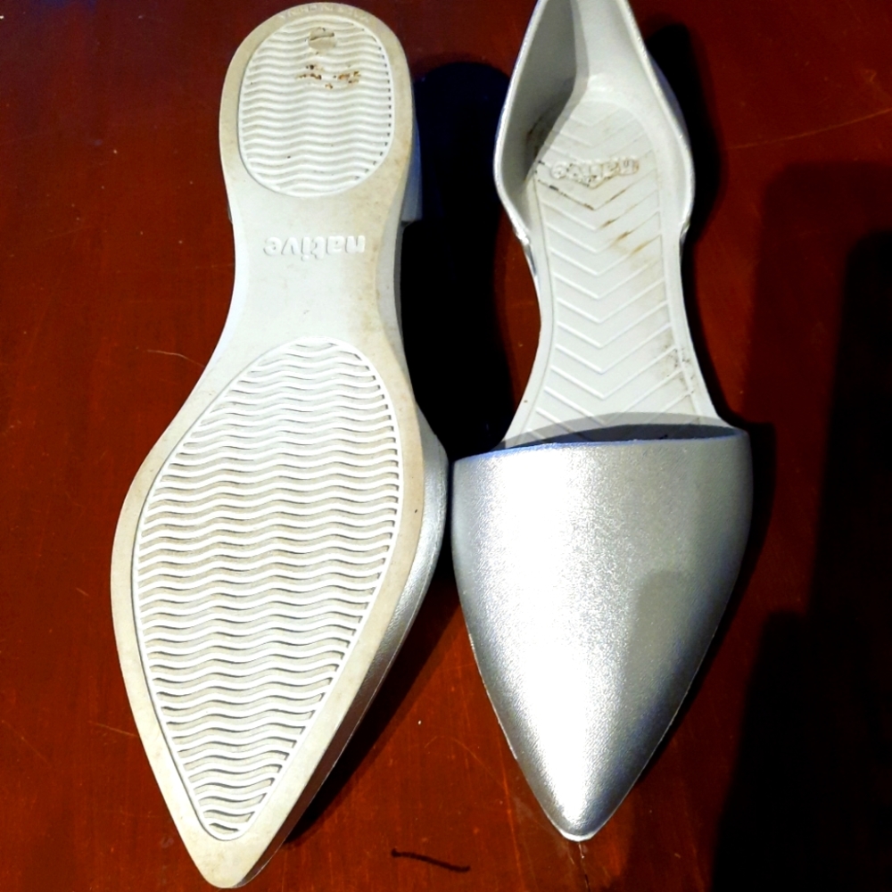 Silver flats